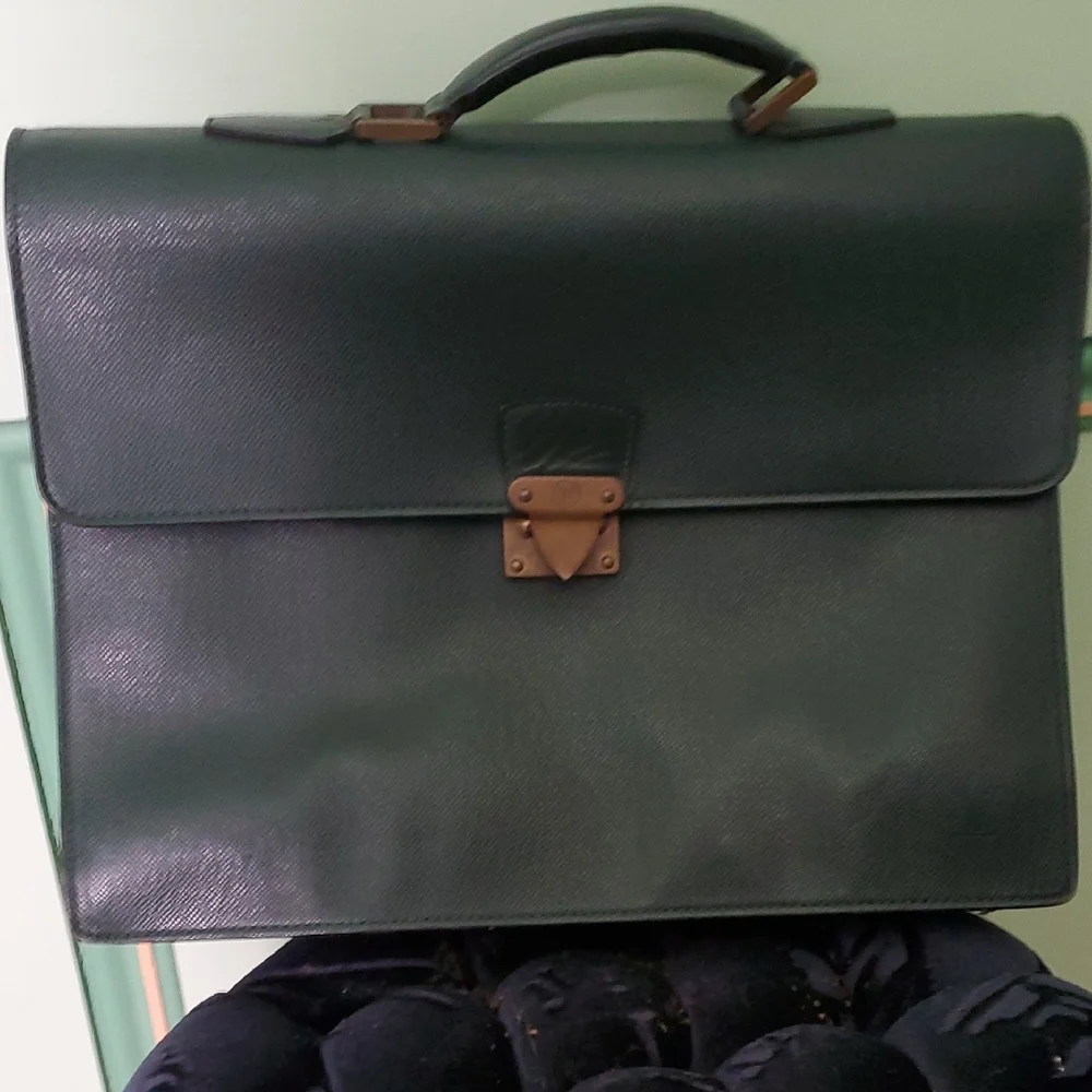 Authentic Louis Vuitton Elegant Green Leather Briefcase